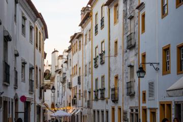 Évora