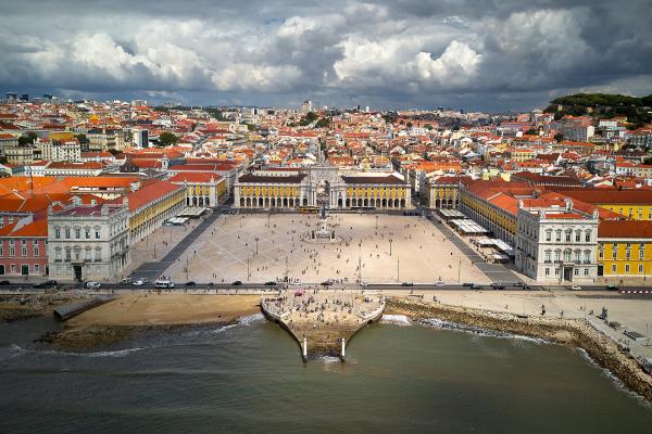 Praça Do Comércio (Main Square)