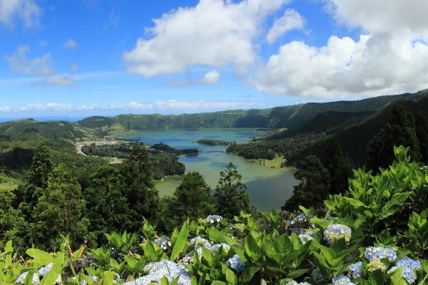 Hiking In Sete Cidades Crater