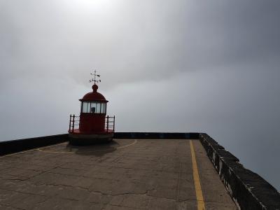 Red lighthouse on the Forte de São Miguel Arcanjo, Nazaré