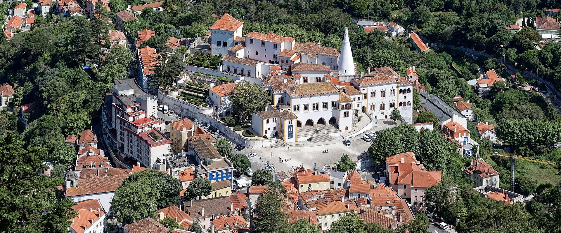 Sintra Old Town (centered On The National Palace)