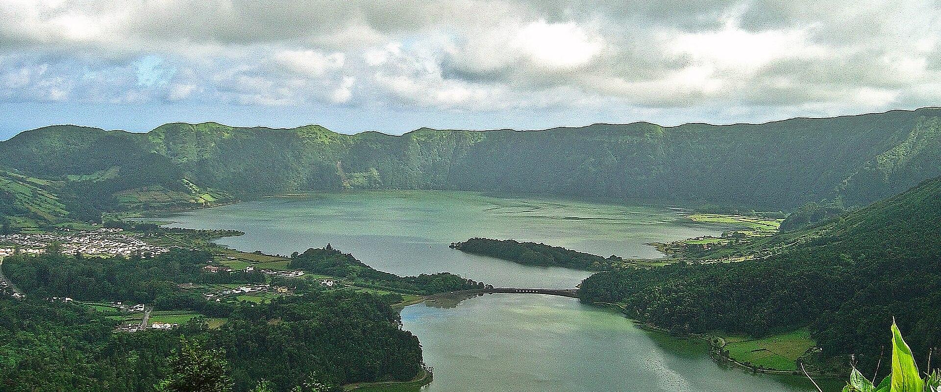 Volcanic Landscapes (General)