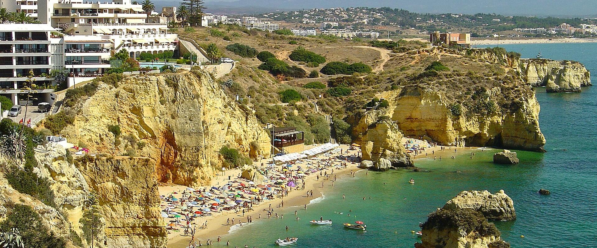 Praia Dona Ana and its sea stacks below the cliffs south of Lagos