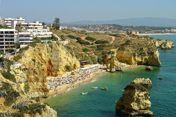 Praia Dona Ana