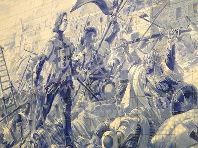 Azulejo tile mural by Jorge Colaco at Sao Bento station in Porto
