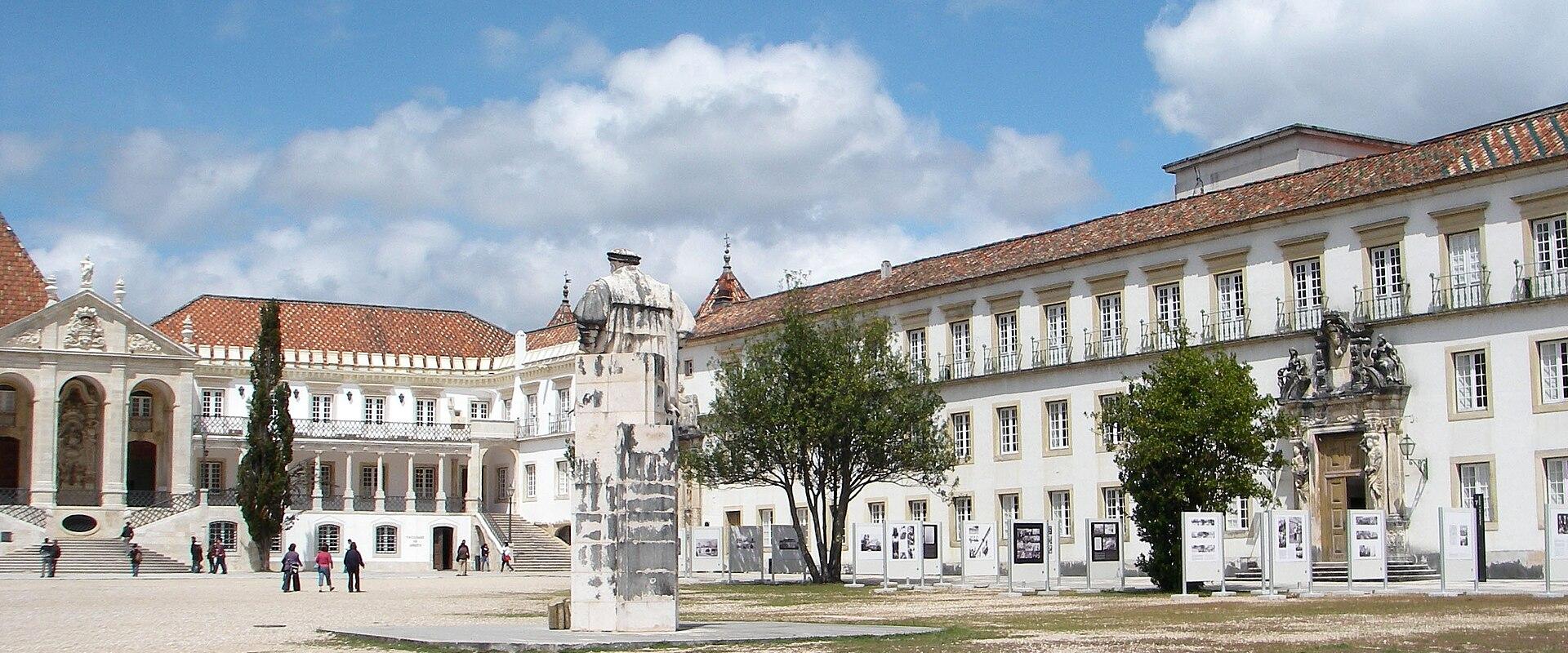 Paço Das Escolas