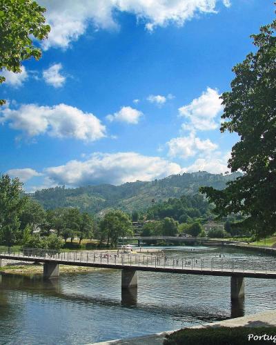 Rio Vez - Arcos de Valdevez - Portugal (50973520501)