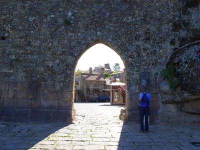 The Gothic gate through the walls of Sortelha